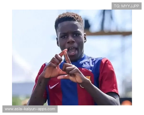 反向亚马尔!巴萨双星上演大逆袭,从替补到大腿,携手造20球,巴萨被大逆转 反向亚马尔!巴萨双星上演大逆袭,从替补到大腿,携手造20球,巴萨被大逆转